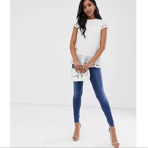 NWT Ted Baker | Fellie Broderie Pleated Frill Eyelet Blouse XS 0-2 - Picture 2 of 16